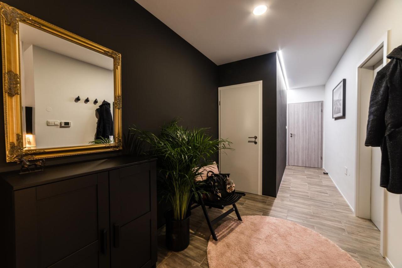 Flex Apartments Tour As Ljubljana Eksteriør billede