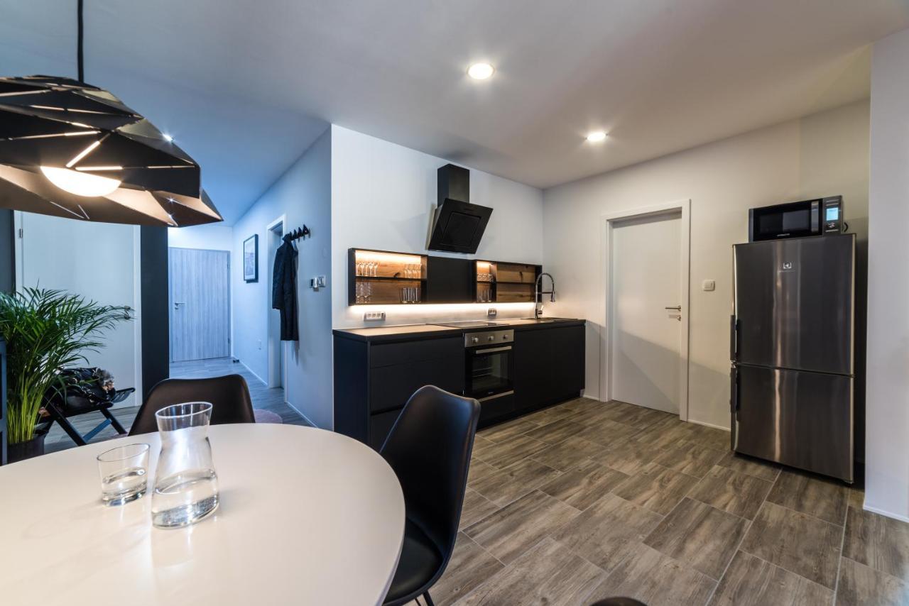 Flex Apartments Tour As Ljubljana Eksteriør billede
