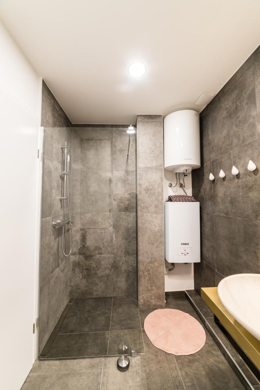 Flex Apartments Tour As Ljubljana Eksteriør billede
