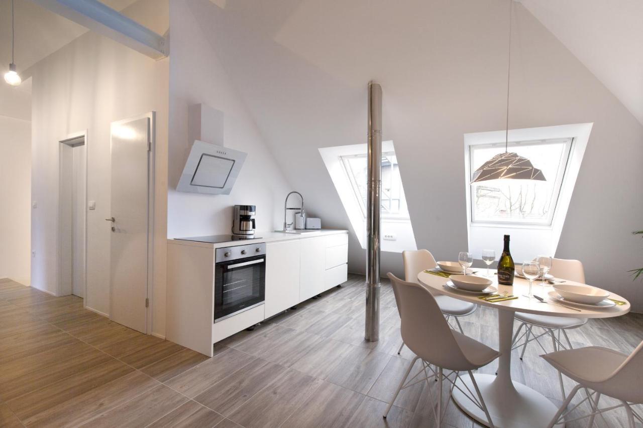 Flex Apartments Tour As Ljubljana Eksteriør billede